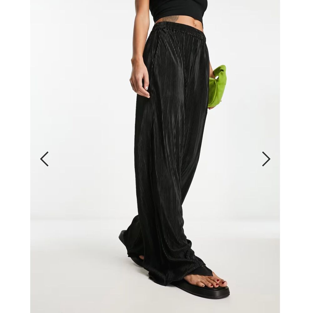 Bolongaro Trevor plisse pants in black